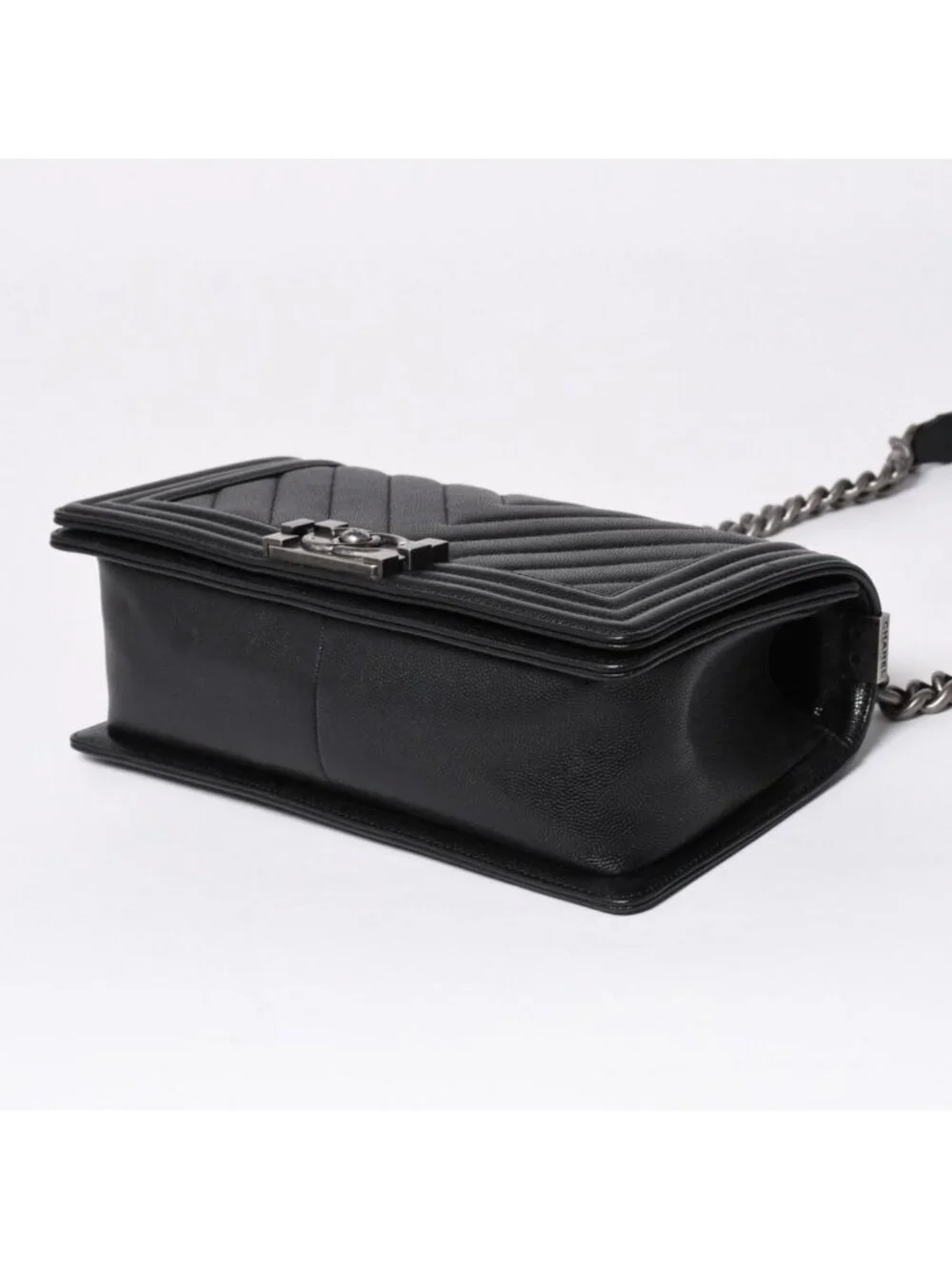 Chanel Boy Chain Shoulder Bag Chevron V-stitch CC Logo Black